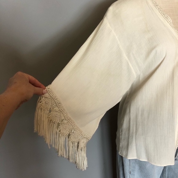 EUC. Calypso St. Barth open front fringe sleeve kimono. O/S - Picture 2 of 8